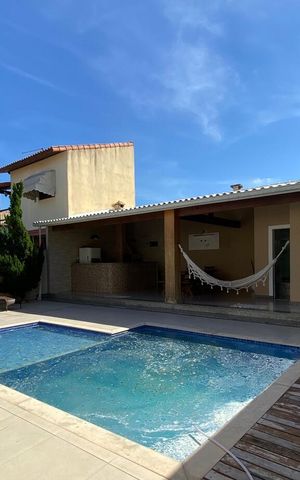 Casa de condomínio para alugar com 191m², 4 quartos e sem vaga Casa de condomínio para alugar com 191m², 4 quartos e sem vagaPiscina