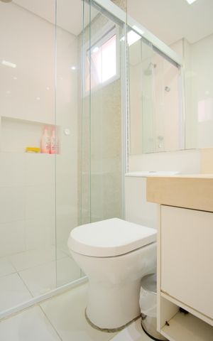 Apartamento à venda com 95m², 2 quartos e 2 vagasBanheiro da Suíte