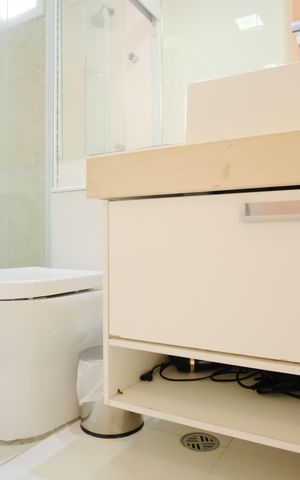 Apartamento à venda com 95m², 2 quartos e 2 vagasBanheiro da Suíte