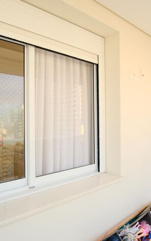 Apartamento à venda com 95m², 2 quartos e 2 vagasVaranda
