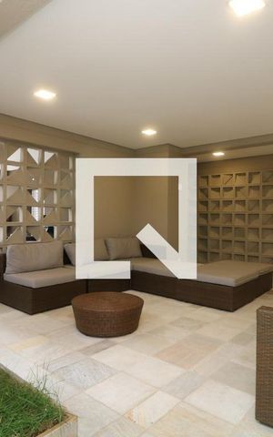 Apartamento para alugar com 38m², 2 quartos e 1 vaga Apartamento para alugar com 38m², 2 quartos e 1 vagaHall social