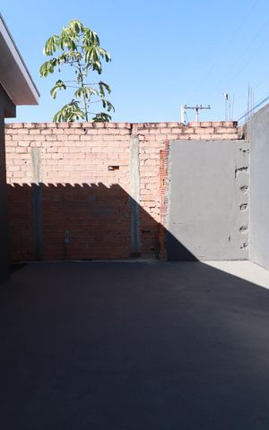 Casa para alugar com 80m², 3 quartos e 2 vagasQuintal 