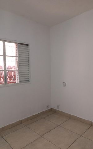 Casa para alugar com 80m², 3 quartos e 2 vagasQuarto 2