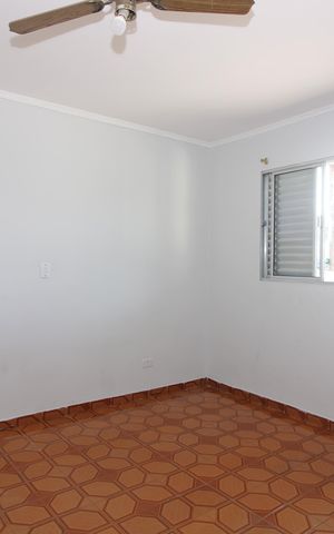 Casa à venda com 194m², 3 quartos e 3 vagasQuarto 2