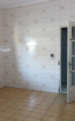 Casa à venda com 194m², 3 quartos e 3 vagasCozinha