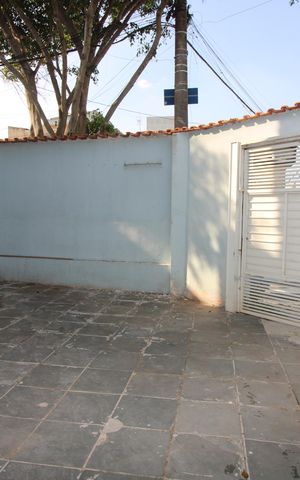 Casa à venda com 194m², 3 quartos e 3 vagasGaragem