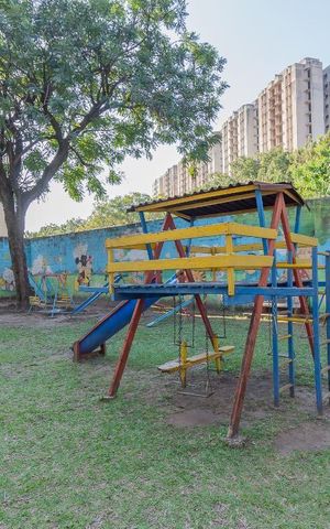 Apartamento à venda com 55m², 2 quartos e 1 vaga Apartamento à venda com 55m², 2 quartos e 1 vagaÁrea comum - Playground