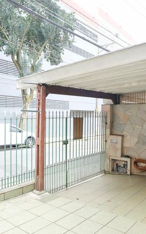 Casa à venda com 98m², 2 quartos e 1 vagaGaragem