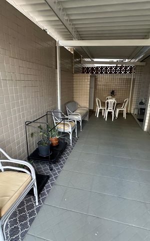 Apartamento para alugar com 110m², 2 quartos e sem vagaVaranda
