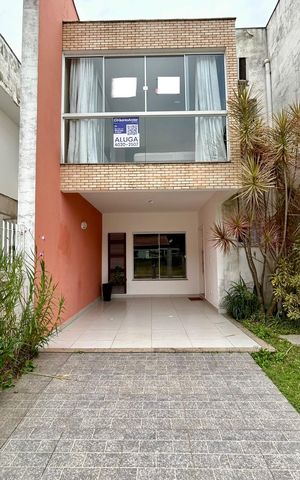 Casa para alugar com 138m², 3 quartos e 1 vagaFachada