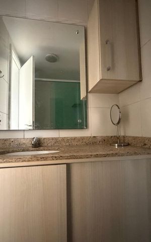 Apartamento para alugar com 70m², 2 quartos e 1 vaga Apartamento para alugar com 70m², 2 quartos e 1 vagaBanheiro social