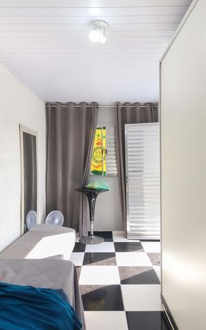 Casa à venda com 140m², 3 quartos e 5 vagas Casa à venda com 140m², 3 quartos e 5 vagasQuarto de Serviço