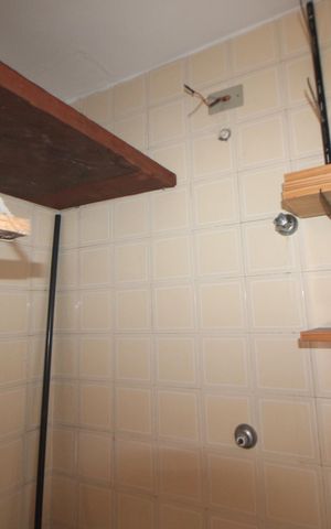 Apartamento à venda com 58m², 2 quartos e 1 vagaÁrea de Serviço - Banheiro