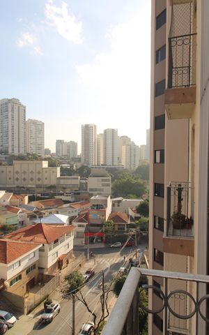 Apartamento à venda com 58m², 2 quartos e 1 vagaQuarto 2 - Varanda