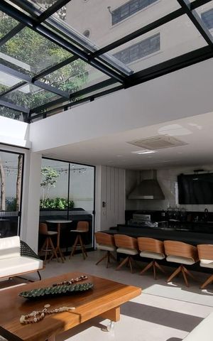 Apartamento para alugar com 312m², 3 quartos e 3 vagas