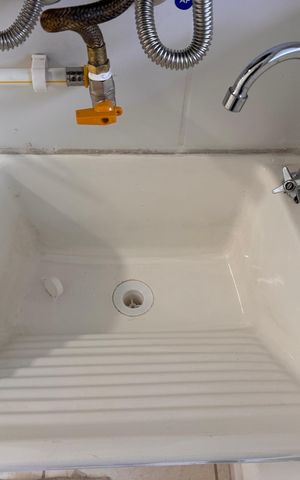 Apartamento à venda com 65m², 3 quartos e 1 vaga Apartamento à venda com 65m², 3 quartos e 1 vagaCozinha e Área de Serviço