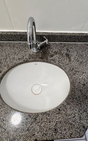Apartamento à venda com 65m², 3 quartos e 1 vaga Apartamento à venda com 65m², 3 quartos e 1 vagaBanheiro Social