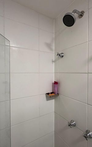 Apartamento à venda com 65m², 3 quartos e 1 vaga Apartamento à venda com 65m², 3 quartos e 1 vagaBanheiro Social