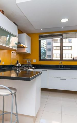 Apartamento à venda com 201m², 3 quartos e 4 vagas Apartamento à venda com 201m², 3 quartos e 4 vagasCozinha
