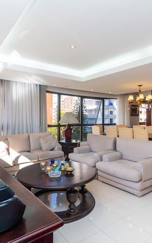 Apartamento à venda com 201m², 3 quartos e 4 vagas Apartamento à venda com 201m², 3 quartos e 4 vagasSala