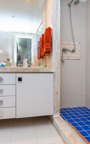 Apartamento à venda com 201m², 3 quartos e 4 vagas Apartamento à venda com 201m², 3 quartos e 4 vagasBanheiro