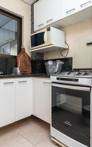 Apartamento à venda com 201m², 3 quartos e 4 vagas Apartamento à venda com 201m², 3 quartos e 4 vagasCozinha