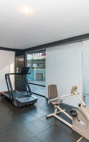 Apartamento à venda com 201m², 3 quartos e 4 vagas Apartamento à venda com 201m², 3 quartos e 4 vagasAcademia