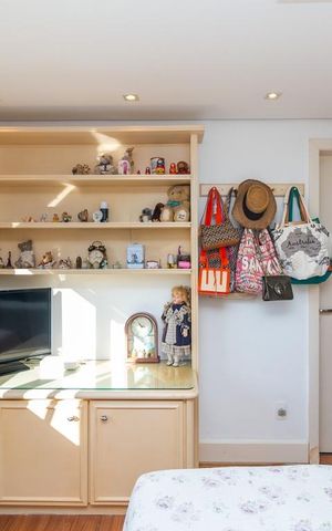 Apartamento à venda com 201m², 3 quartos e 4 vagas Apartamento à venda com 201m², 3 quartos e 4 vagasQuarto