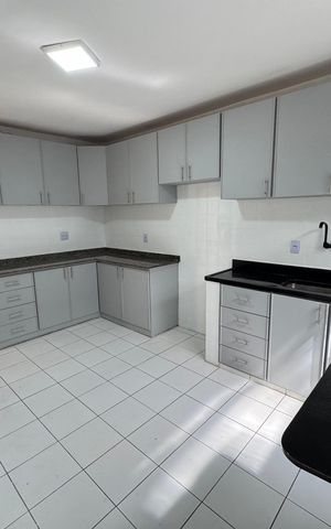 Apartamento para alugar com 89m², 3 quartos e sem vaga
