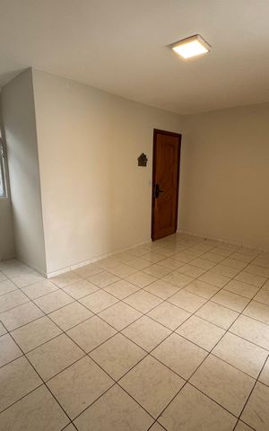Apartamento para alugar com 89m², 3 quartos e sem vaga