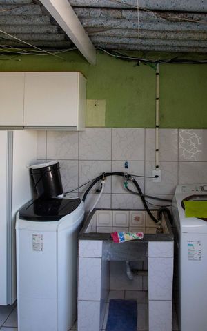 Casa à venda com 300m², 6 quartos e 2 vagasÁrea de Serviço