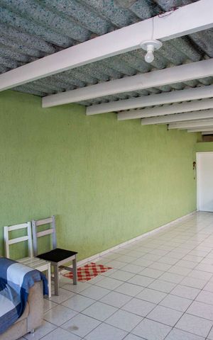 Casa à venda com 300m², 6 quartos e 2 vagasSalão 