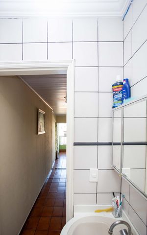 Casa à venda com 300m², 6 quartos e 2 vagasBanheiro Social