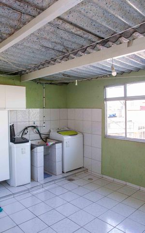 Casa à venda com 300m², 6 quartos e 2 vagasÁrea de Serviço
