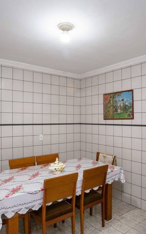 Casa à venda com 300m², 6 quartos e 2 vagasSala de Jantar
