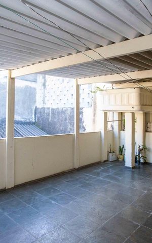Casa à venda com 300m², 6 quartos e 2 vagasÁrea de Serviço Casa 2