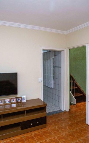 Casa à venda com 300m², 6 quartos e 2 vagasSala de TV