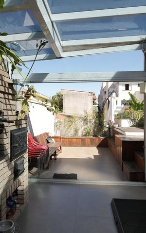 Apartamento à venda com 184m², 2 quartos e 2 vagasÁrea gourmet