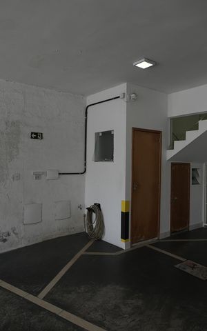 Apartamento à venda com 184m², 2 quartos e 2 vagasGaragem