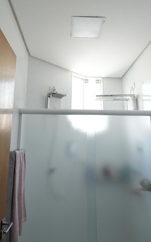 Apartamento à venda com 184m², 2 quartos e 2 vagasBanheiro da Suíte 