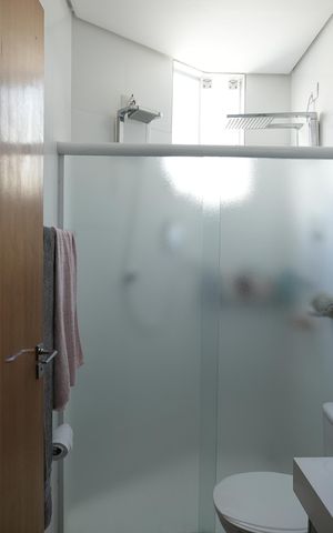 Apartamento à venda com 184m², 2 quartos e 2 vagasBanheiro da Suíte 