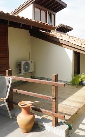 Casa de condomínio à venda com 180m², 3 quartos e 2 vagasÁrea Externa