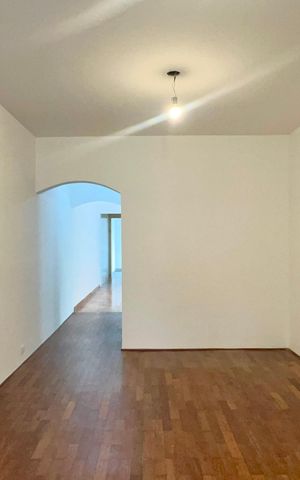 Casa à venda com 135m², 3 quartos e 2 vagas Casa à venda com 135m², 3 quartos e 2 vagasSala