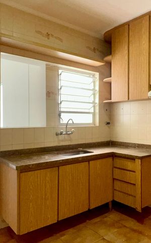 Casa à venda com 135m², 3 quartos e 2 vagas Casa à venda com 135m², 3 quartos e 2 vagasCozinha