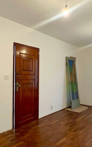 Casa à venda com 135m², 3 quartos e 2 vagas Casa à venda com 135m², 3 quartos e 2 vagasSala