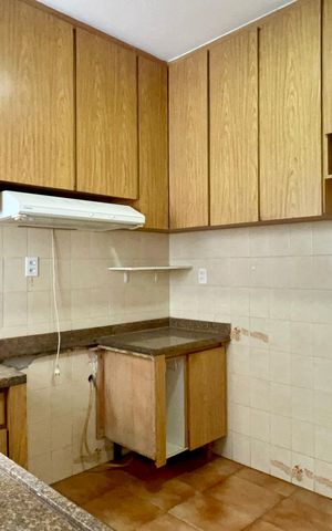 Casa à venda com 135m², 3 quartos e 2 vagas Casa à venda com 135m², 3 quartos e 2 vagasCozinha