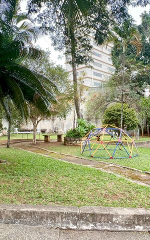 Casa à venda com 135m², 3 quartos e 2 vagas Casa à venda com 135m², 3 quartos e 2 vagasÁrea comum