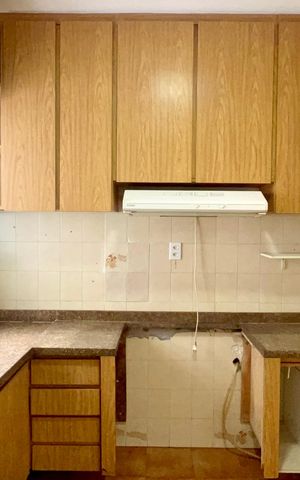 Casa à venda com 135m², 3 quartos e 2 vagas Casa à venda com 135m², 3 quartos e 2 vagasCozinha