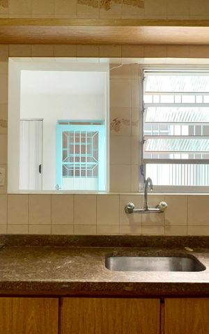 Casa à venda com 135m², 3 quartos e 2 vagas Casa à venda com 135m², 3 quartos e 2 vagasCozinha