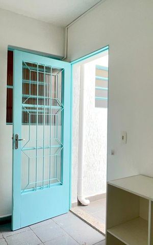 Casa à venda com 135m², 3 quartos e 2 vagas Casa à venda com 135m², 3 quartos e 2 vagasÁrea comum
